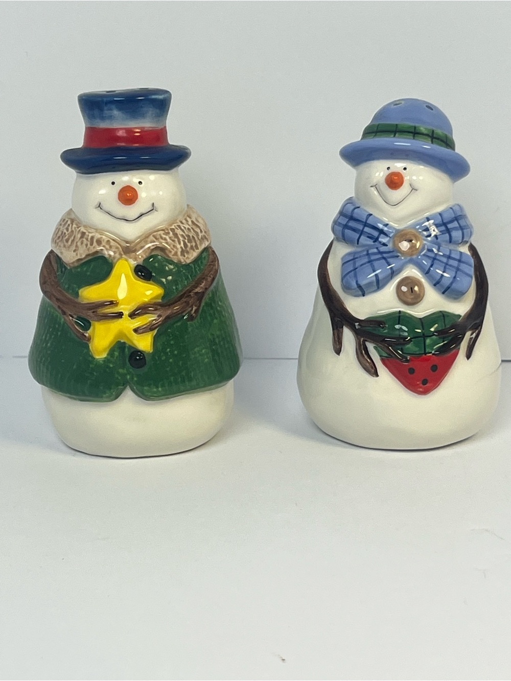 Ceramic Snowman Salt & Pepper Shakers Christmas Holiday Set Vintage